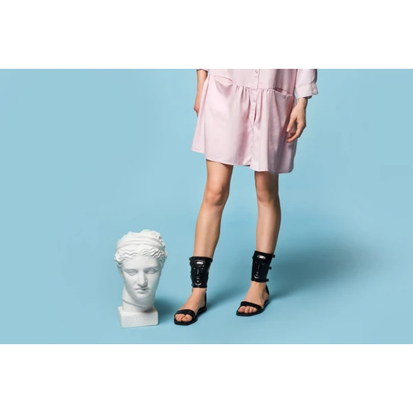 Ganor Dominic women’s strx