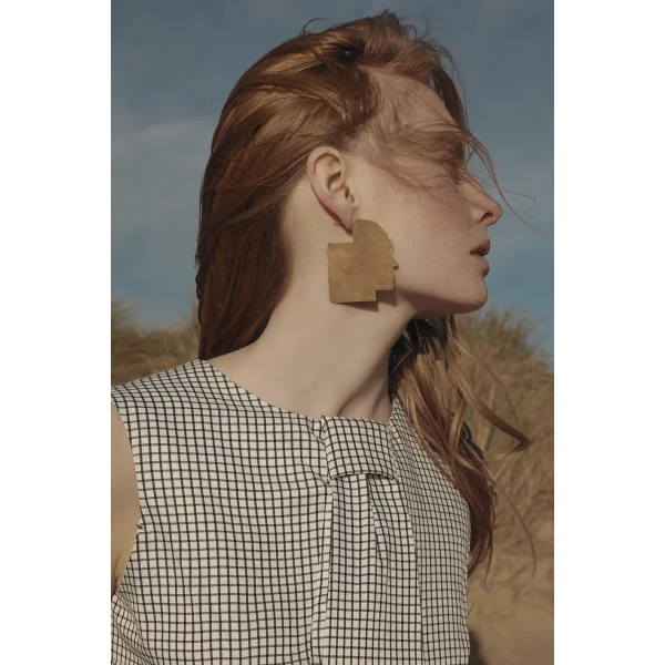 Alejandra de Coss women´s profile face gold plated medium earrings Earrings contemporary jewellery Luxury Shoes 