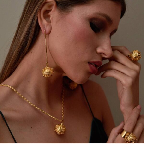 Flor Amazona women’s la joya long gold necklace, view 3