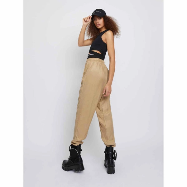Whyte Studio The track silk nude jogger, view 3