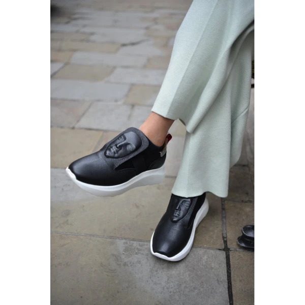 Bip phatom white shoe – 36   Luxury Shoes 