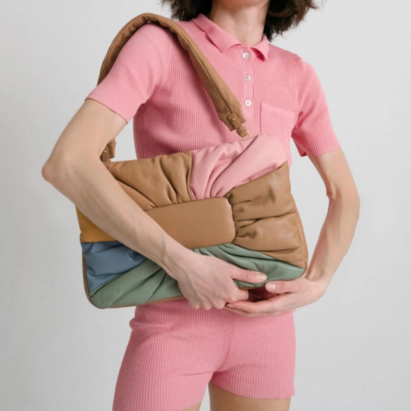 Mlouye Puff pastel bag, view 2