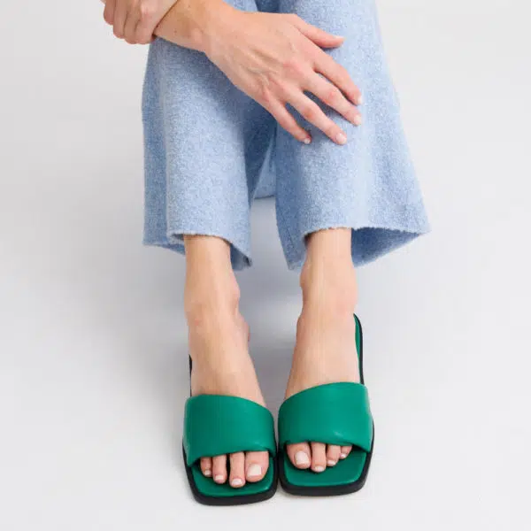 Mlouye Puffy emerald sandal, view 4