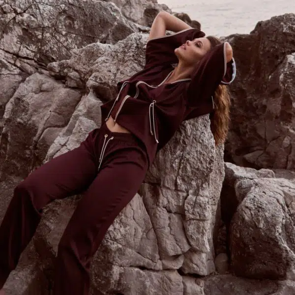 Antoninias Voguish bottom tracksuit in chocolate red, view 2