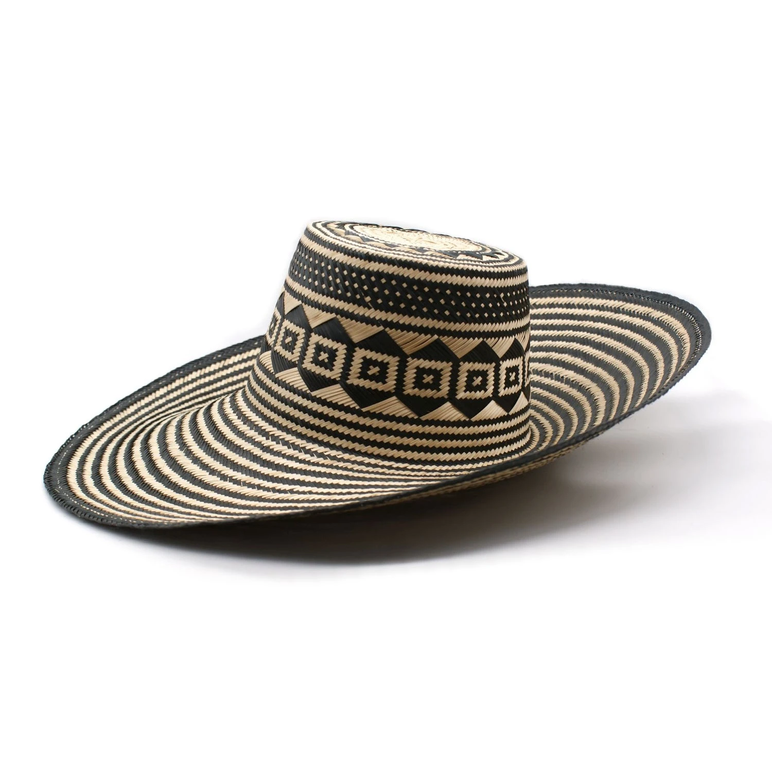 Urariyu Black Wide Brim Straw Hat Hat WASHEIN_yythk Black wide brim straw hat