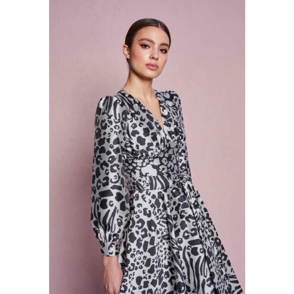 Jungle gardenia pink brown textured dress Clothing designer Luxury Shoes 