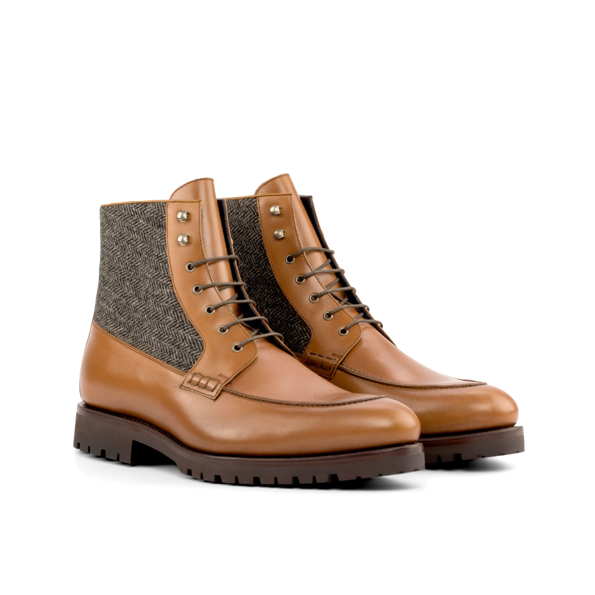 656b6e7d-b438-4c50-931c-e10b209b45b1-B Chelsea Boots