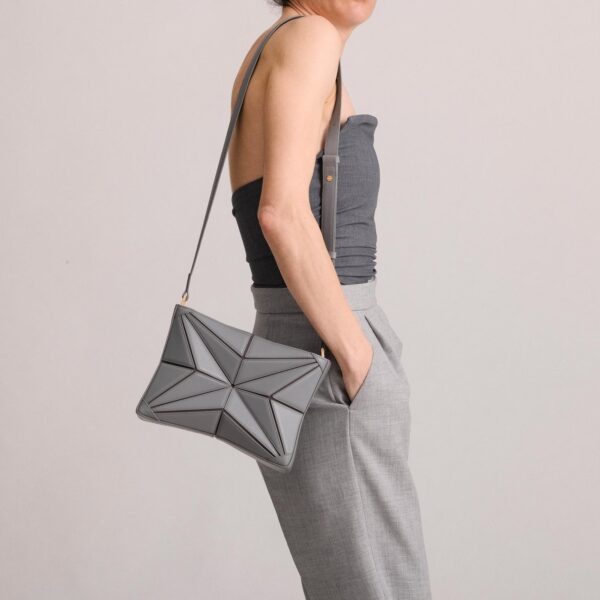 Mlouye Atlas gray bag, view 3
