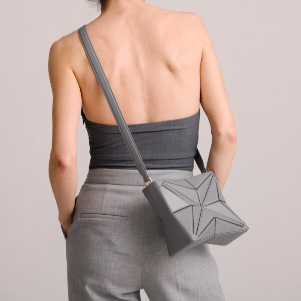 Mlouye Atlas gray bag, view 4