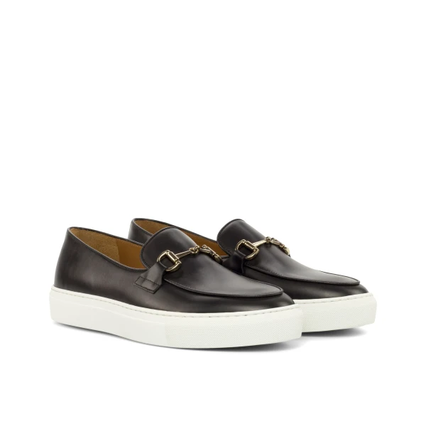 slip on sneakers