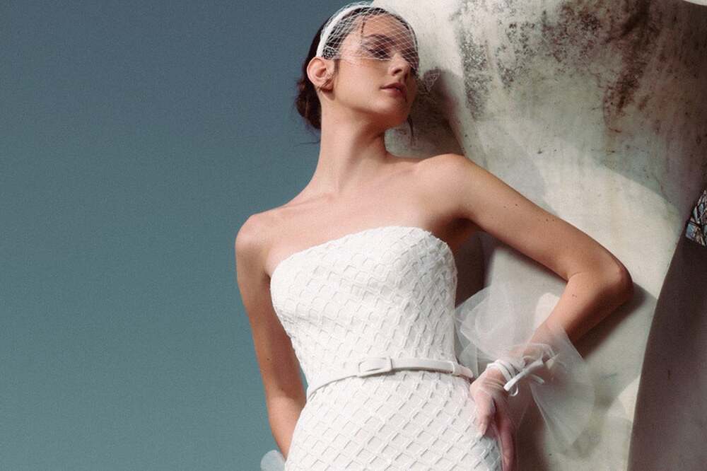 A Dress Fit for a Princess: Luxury Ball Gown Wedding Dresses Fashion  Luxury Handbags LUXURY BALL GOWN WEDDING DRESSES A Dress Fit for a Princess: Luxury Ball Gown Wedding Dresses Fashion Luxury Shoes 