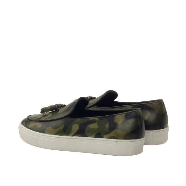 mens slip on sneakers