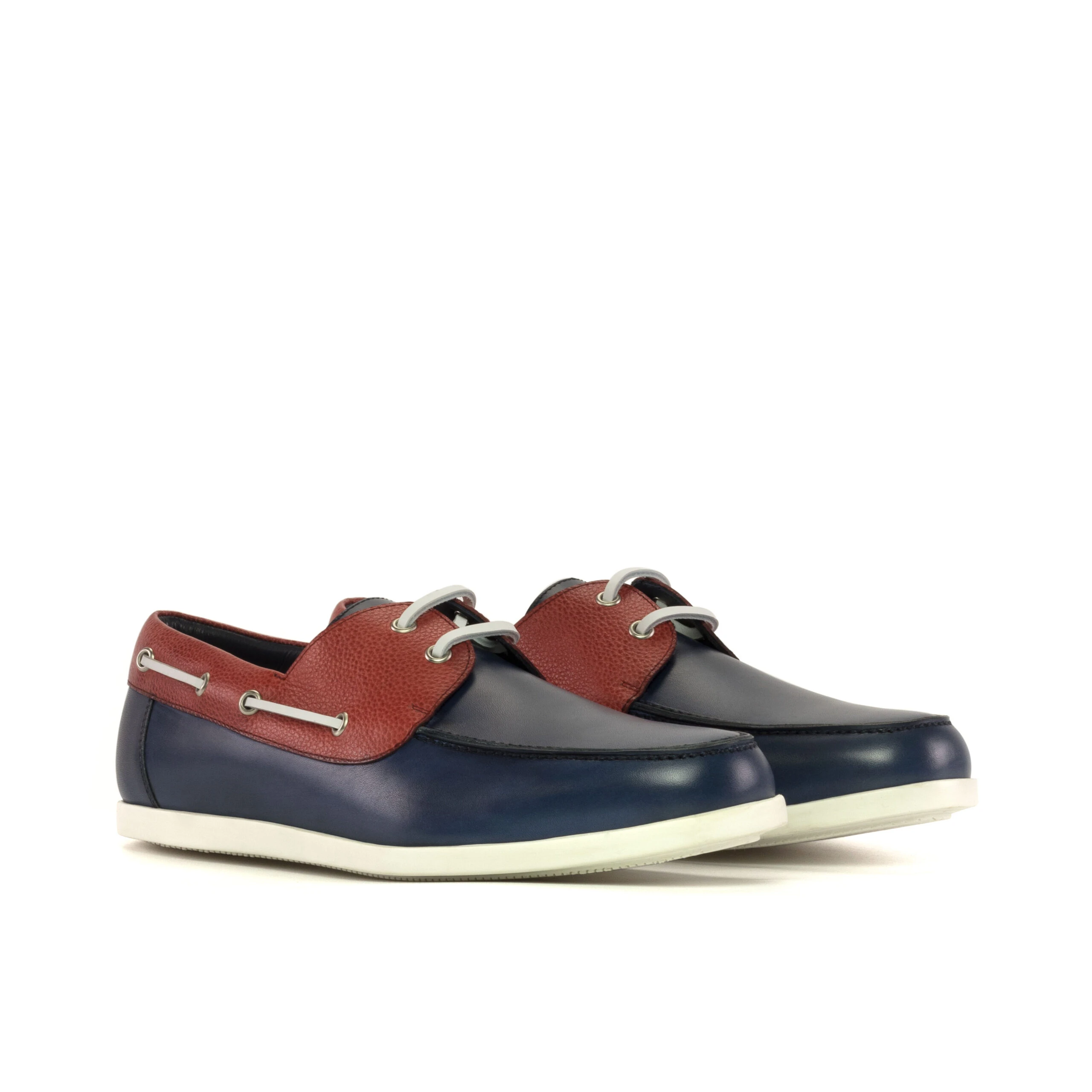 89f3bb9c-ae2e-4ec1-9696-a88fa4858d4c-B mens boat shoes