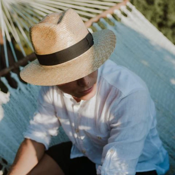 straw fedora hat