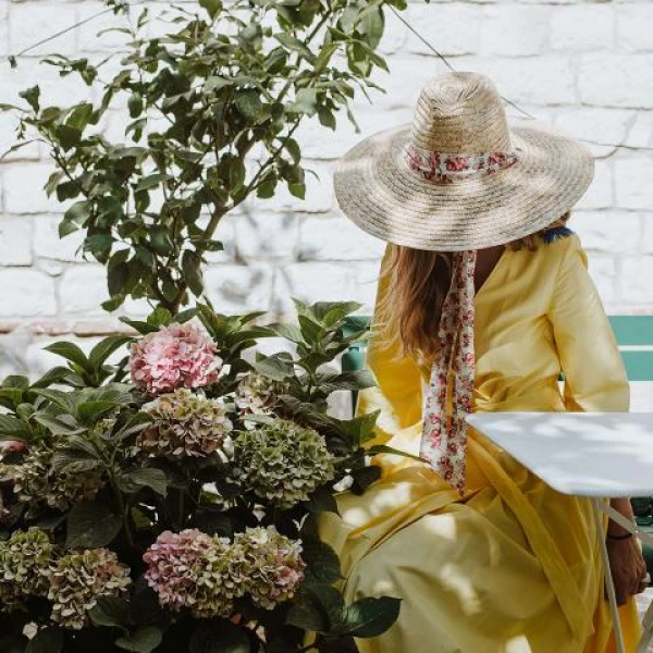 hat with straw