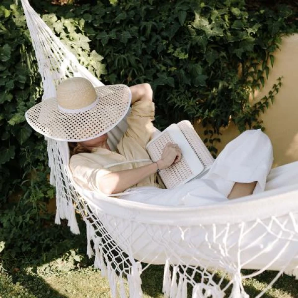 straw hat near me