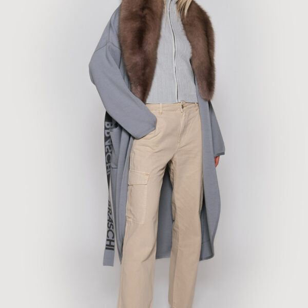 Cashmere coat with sable - Image 4