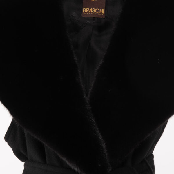 Black Vests fur Jackets