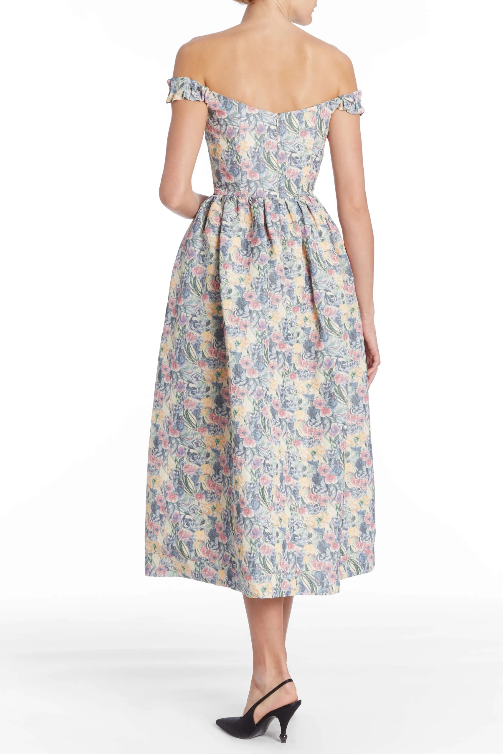 sMarkarianafiyaa gown