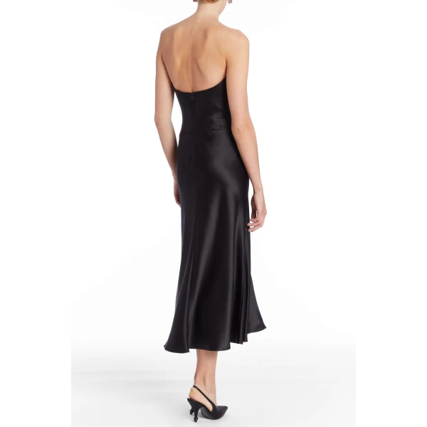 sMarkarianafiyaa gown