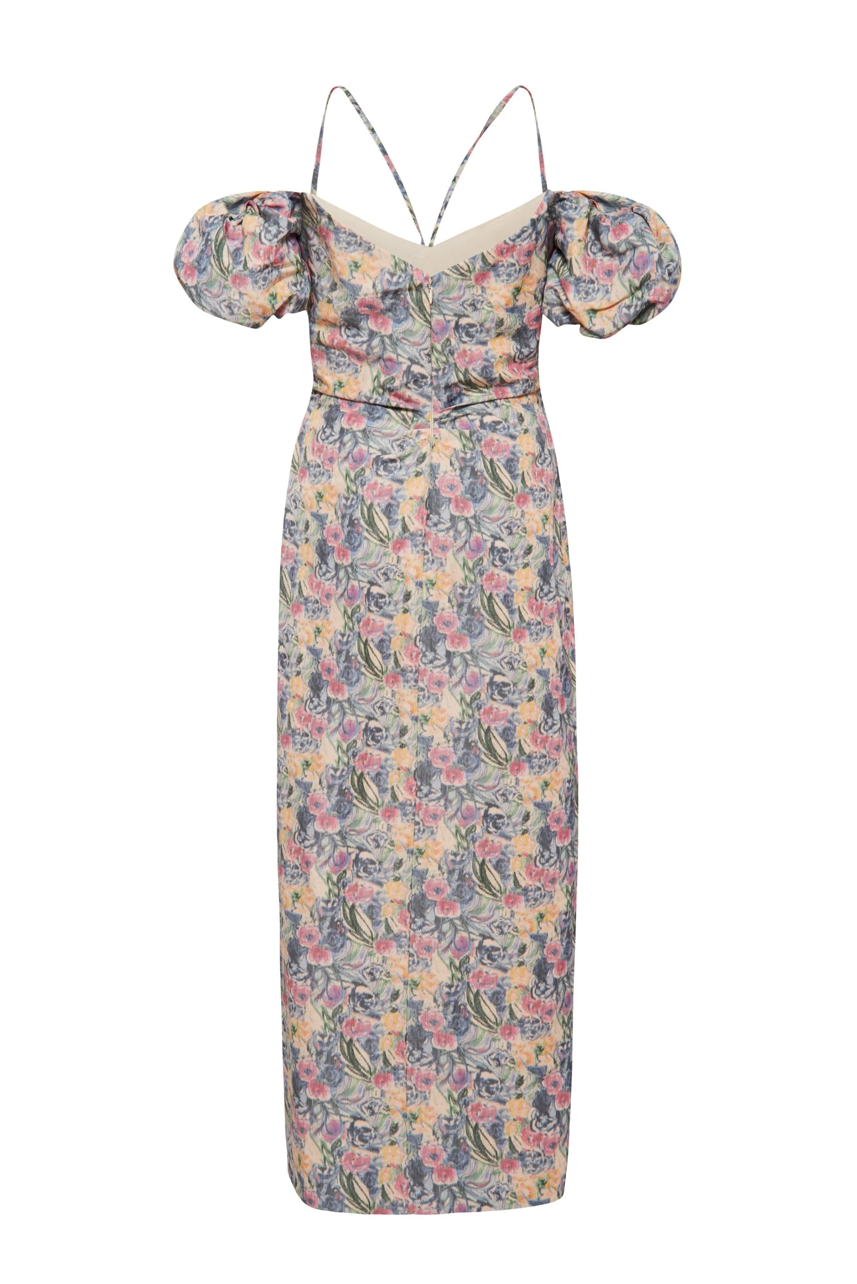 Markarian clothing