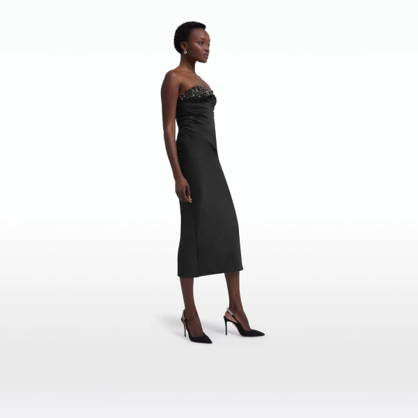 safiyaa gown