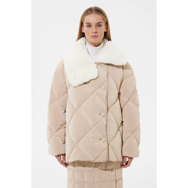 Ienki Ienki Shearling Queen Jacket Powder Ivory, view 3