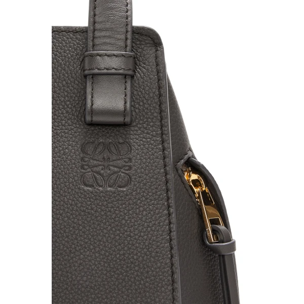Compact Hammock bag in soft grained calfskin - Image 3