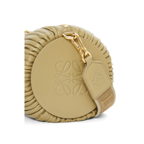 LOEWE Large Bracelet pouch in pleated nappa, view 3