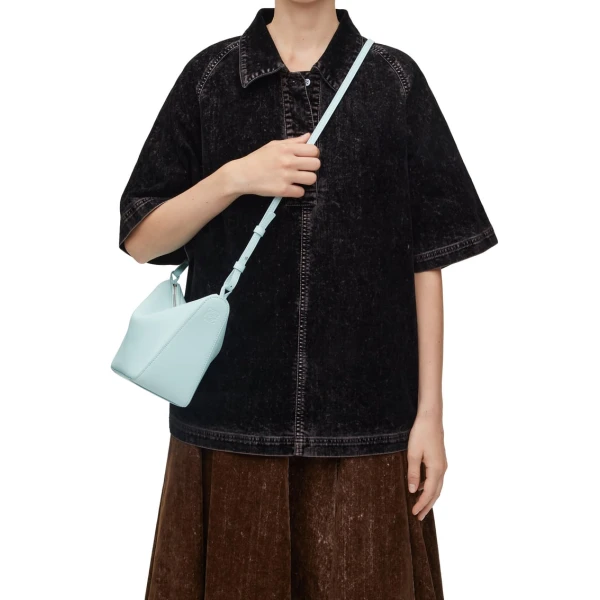LOEWE Mini Hammock Hobo bag in classic calfskin, view 2
