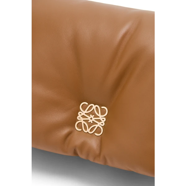 LOEWE Puffer Goya bag in shiny nappa lambskin, view 3