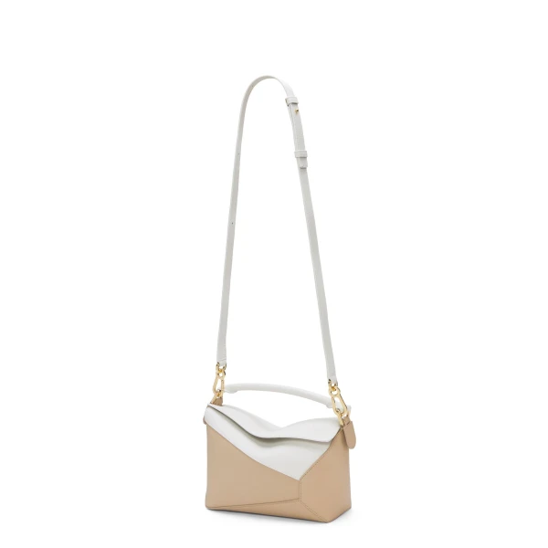 Small Puzzle bag in classic calfskin - Image 4