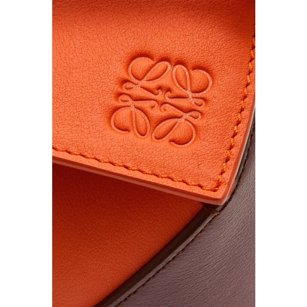 Small Puzzle bag in classic calfskin - Image 8