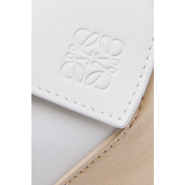 Small Puzzle bag in classic calfskin - Image 6
