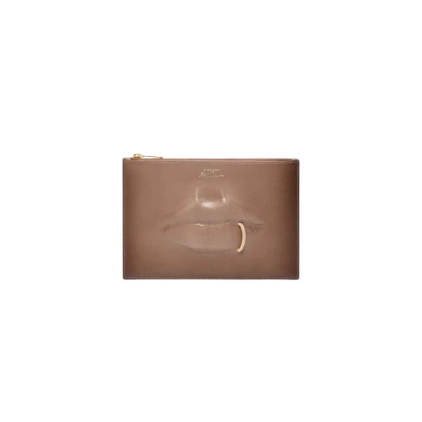 Molded Mouth Clutch