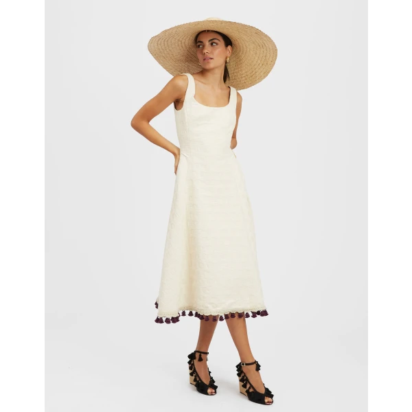 Sophia Dress Embroidered Creamy in Jacquard - Image 2