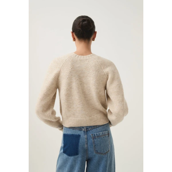 Pinnacle Logo Knit - Image 6