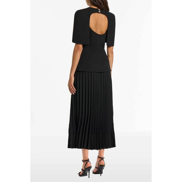 Black Crepe Pleated Midi Skirt - Image 3