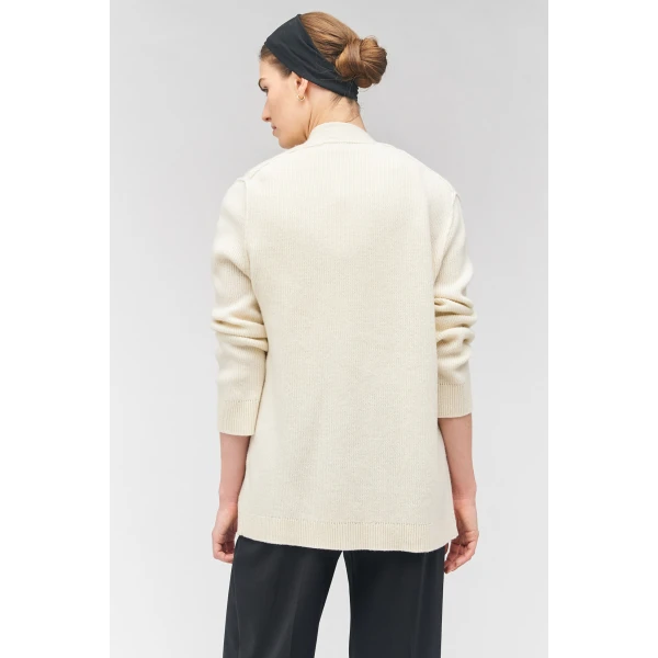 Oroton clothing