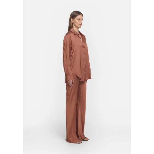 Viktoria and Woods Tops