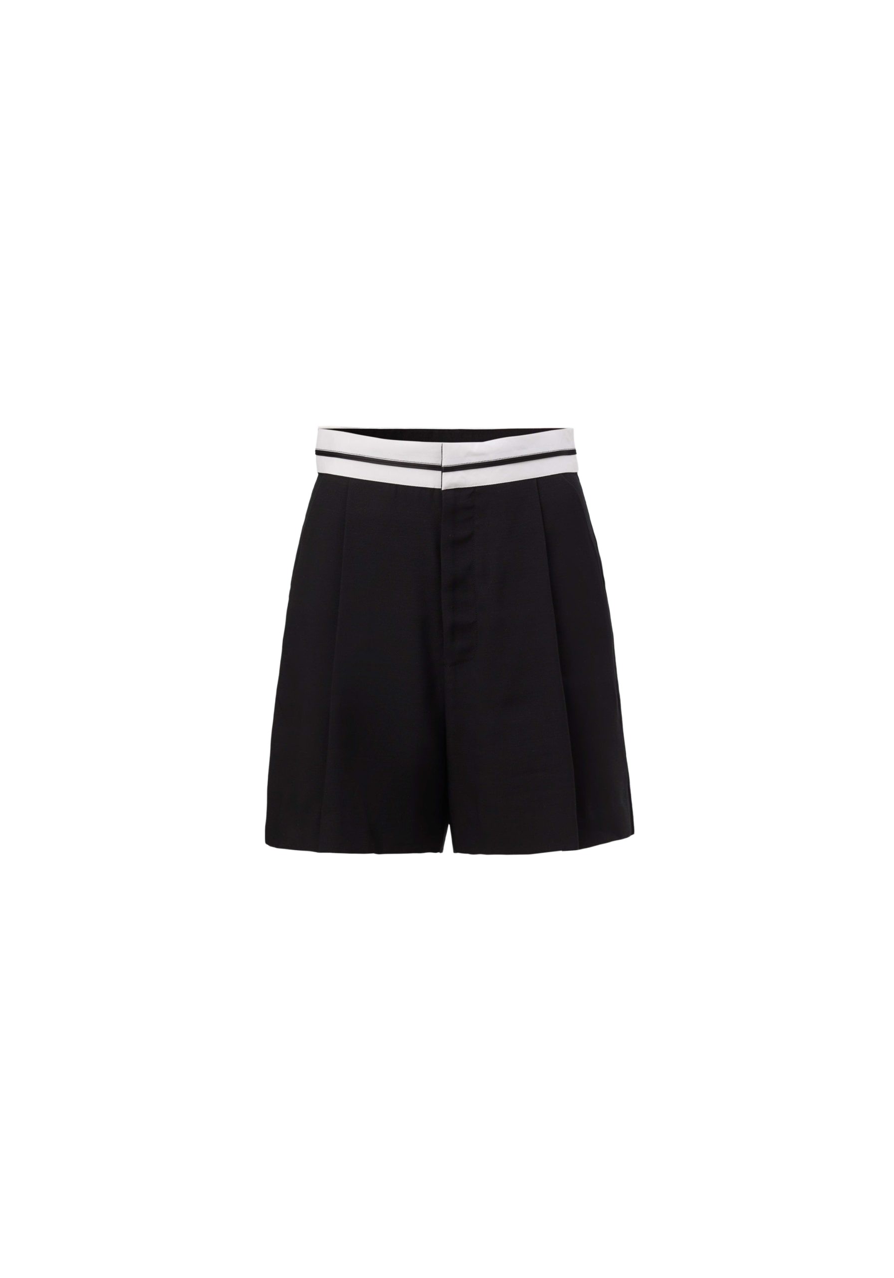 Viktoria and Woods Radcliff Short