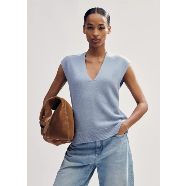 Merino Cashmere Relaxed V-Neck Vest - Image 5