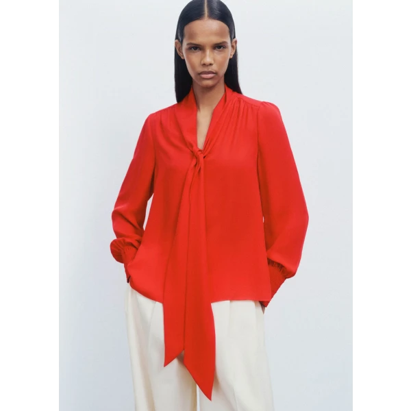 Silk V-Neck Tie Swing Blouse - Image 5