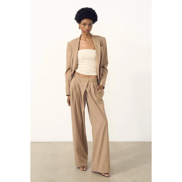 Asher hourglass double breasted blazer with belt - latte - Image 8