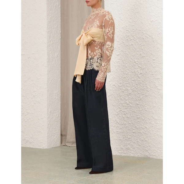 Illustration Lace Bow Bodice - Image 8