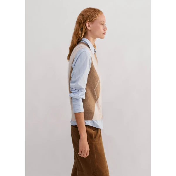 Brushed Cashmere Argyle Relaxed Sweater Vest - Image 6