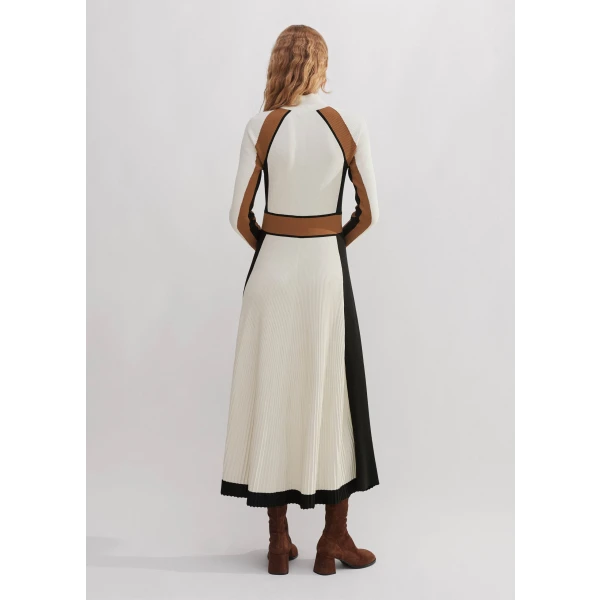 Contrast Panel Fit And Flare Maxi Dress - Image 6