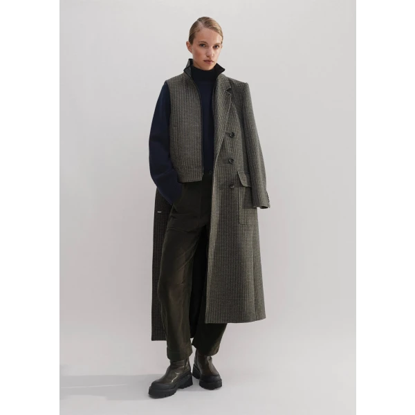 Merino Cashmere Curved Hem High Neck Sweater - Image 6
