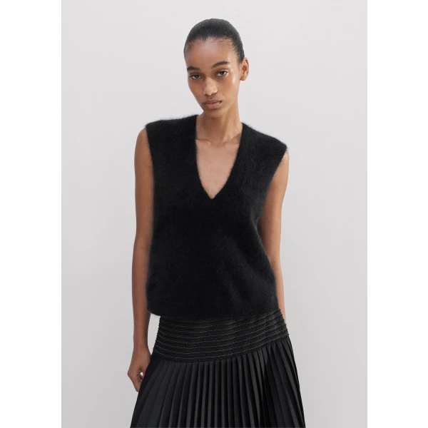 Brushed Cashmere V-Neck Crop Sweater Vest - Image 5