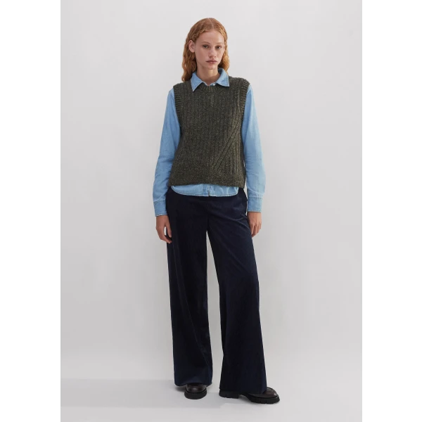 Soft Donegal Tweed Fashioned Rib Sweater Vest - Image 6